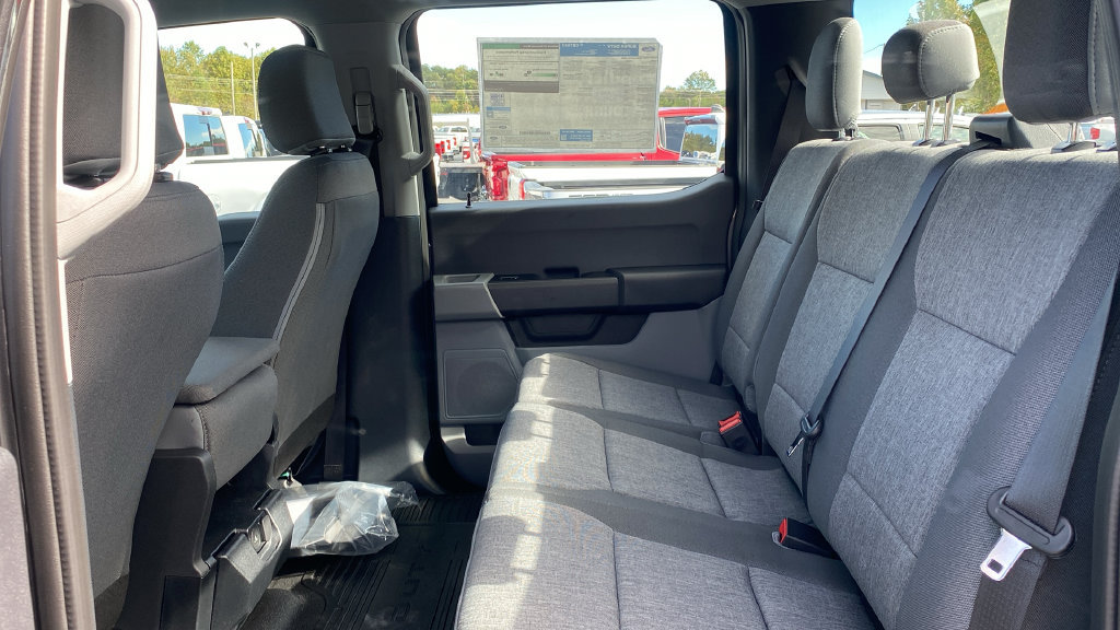 New 2027 Ford F450 XL w/ 360-Degree Camera Package AWD/4WD image 14