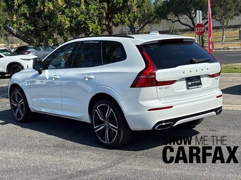 Used 2020 Volvo XC60 T5 R-Design AWD/4WD image 9