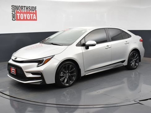 Used 2025 Toyota Corolla SE image 8