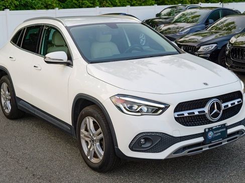 Used 2022 Mercedes-Benz GLA 250 4MATIC image 9