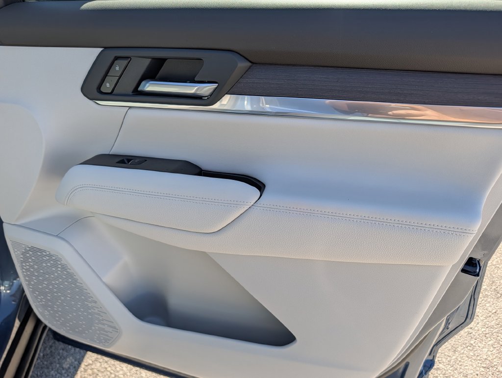 New 2027 GMC Terrain Denali w/ LPO, Floor Liner Package AWD/4WD image 35