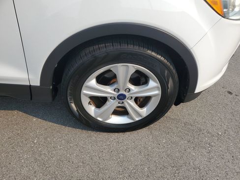 Used 2014 Ford Escape SE w/ Equipment Group 201A FWD image 6