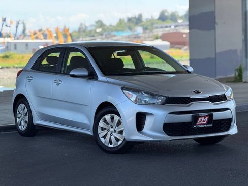 Used 2018 Kia Rio S FWD image 2