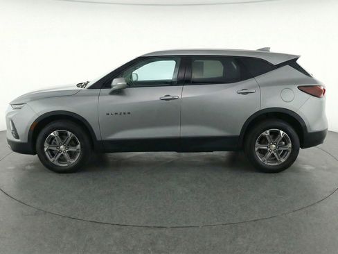 Used 2025 Chevrolet Blazer LT FWD image 5