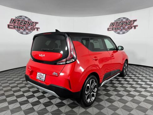 Used 2025 Kia Soul EX FWD image 7
