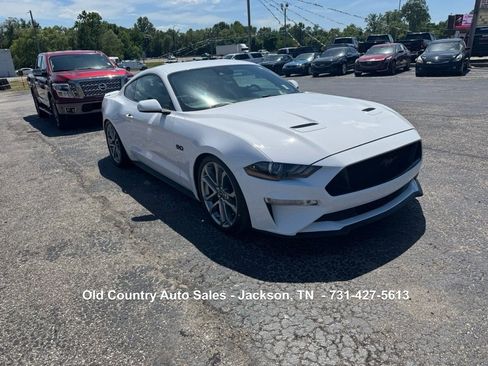 Used 2022 Ford Mustang GT w/ Equipment Group 301A RWD image 4