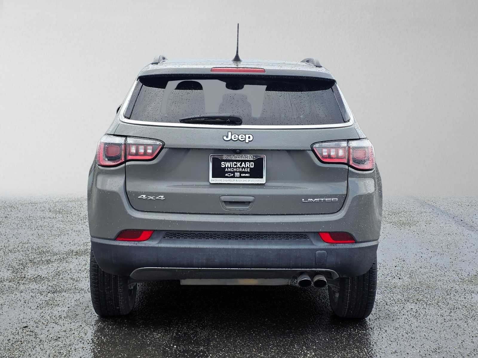 Used 2020 Jeep Compass Limited AWD/4WD image 4