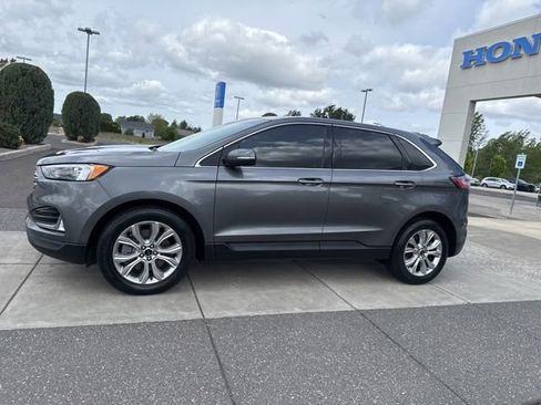 Used 2024 Ford Edge Titanium AWD/4WD image 10