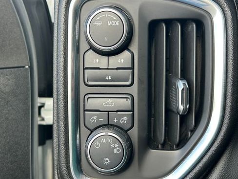 Used 2021 Chevrolet Silverado 2500 LT w/ Z71 Off-Road Package AWD/4WD image 25