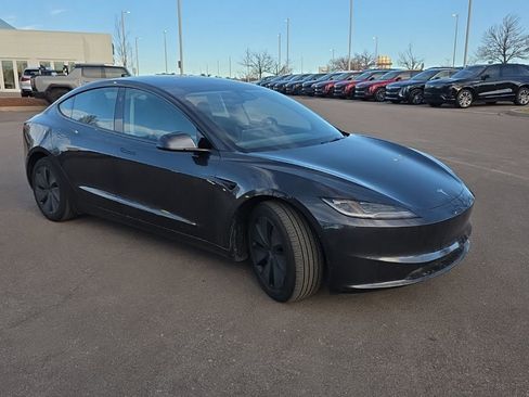 Used 2025 Tesla Model 3 Long Range image 9