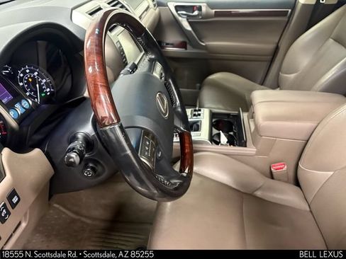 Used 2017 Lexus GX 460 Premium w/ Premium Package AWD/4WD image 12