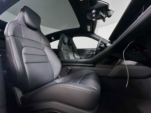 New 2025 Porsche Taycan image 28