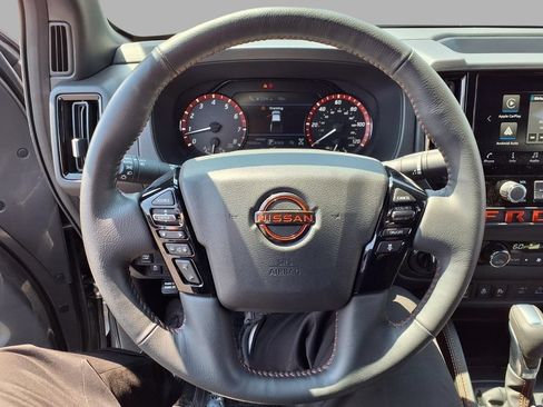 Used 2026 Nissan Frontier PRO-4X AWD/4WD image 15