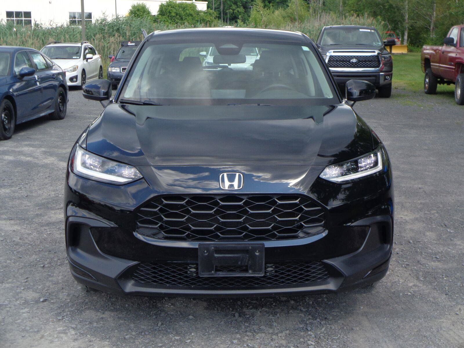 Certified 2024 Honda HR-V LX image 2