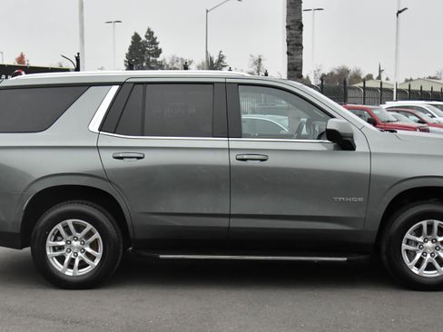 Used 2024 Chevrolet Tahoe LT AWD/4WD image 9