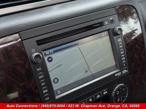 Used 2014 GMC Yukon XL Denali AWD/4WD image 17