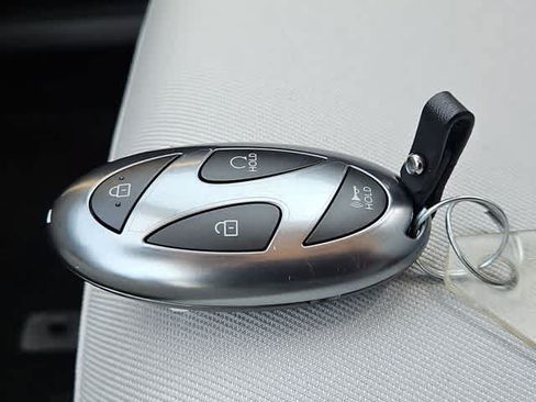 Used 2025 Hyundai Tucson SE FWD image 28