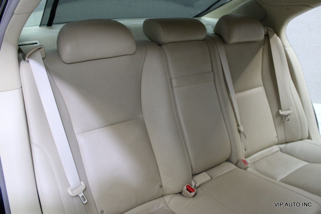 Used 2011 Lexus LS 460 L w/ Luxury Value Edition RWD image 27