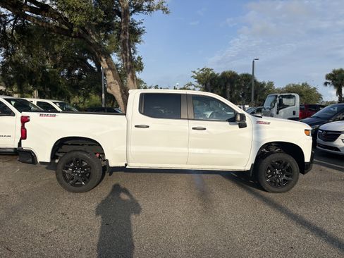 Used 2021 Chevrolet Silverado 1500 Custom Trail Boss AWD/4WD image 8