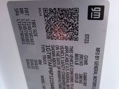 Used 2023 GMC Savana 2500 w/ Driver Convenience Package image 36