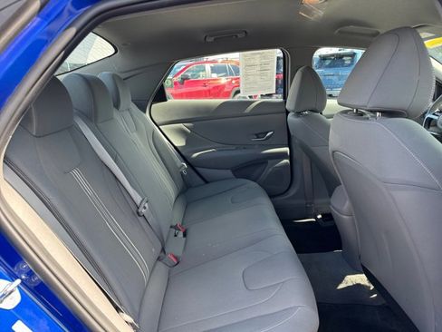Used 2023 Hyundai Elantra SEL w/ Cargo Package image 27