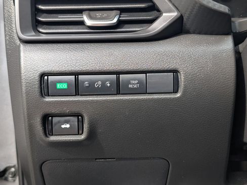 Used 2022 Nissan Sentra S FWD image 17