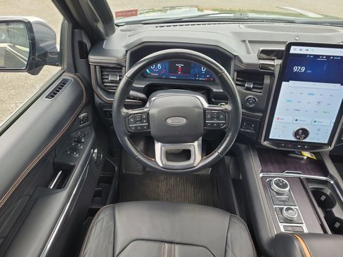 Used 2024 Ford Expedition Max Platinum AWD/4WD image 20
