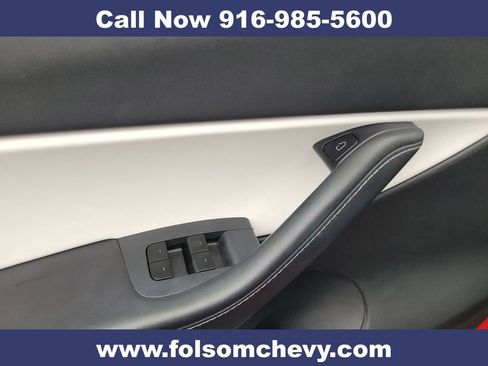 Used 2021 Tesla Model Y Long Range image 24