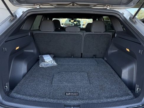 Used 2021 Volkswagen Atlas Cross Sport S image 19