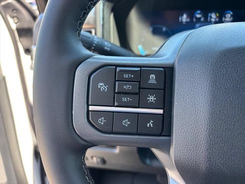 Used 2025 Ford F250 Lariat w/ Lariat Ultimate Package AWD/4WD image 16
