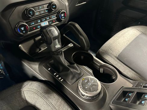 Used 2023 Ford Bronco Big Bend image 32