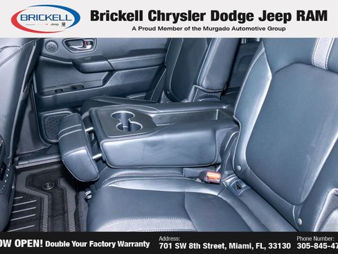 Used 2025 Honda Pilot EX-L image 18