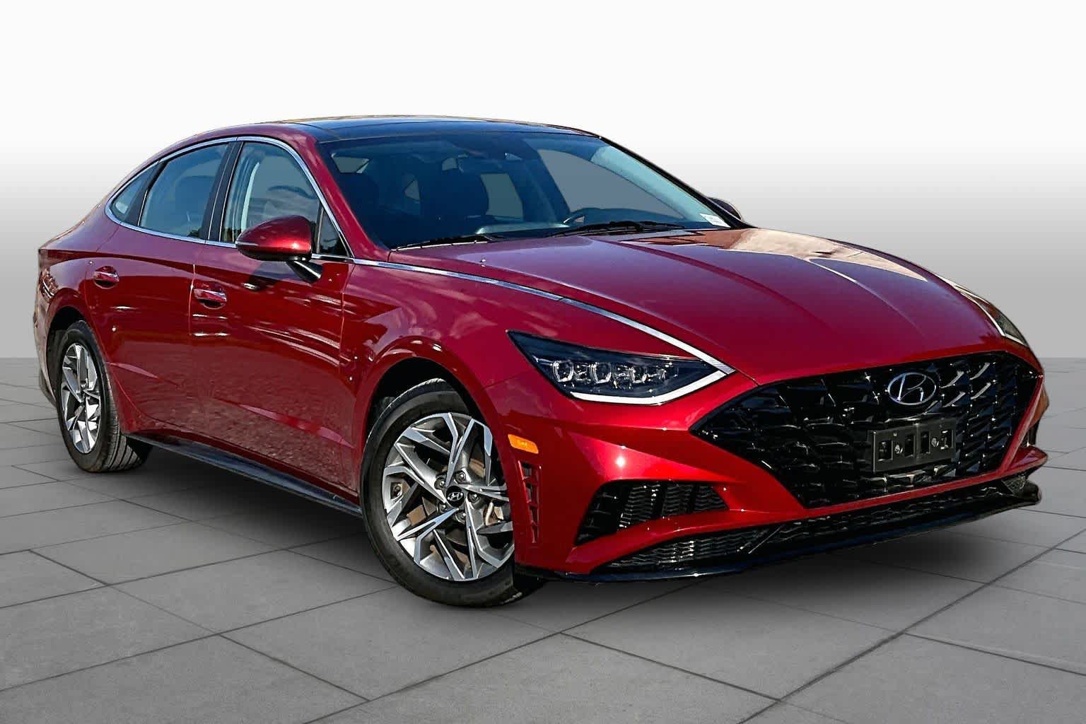 Used 2023 Hyundai Sonata SEL w/ Convenience Package FWD image 3