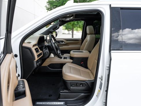 Used 2021 Chevrolet Suburban Premier w/ Texas Edition RWD image 4