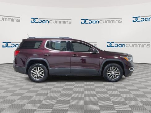 Used 2017 GMC Acadia SLT FWD image 9
