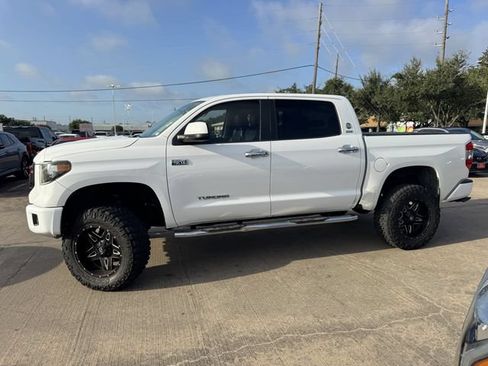 Used 2014 Toyota Tundra SR5 w/ SR5 Upgrade Package RWD image 8