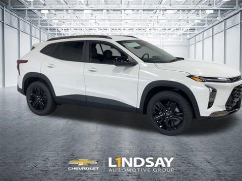 New 2026 Chevrolet Trax ACTIV w/ Driver Confidence Package FWD image 3