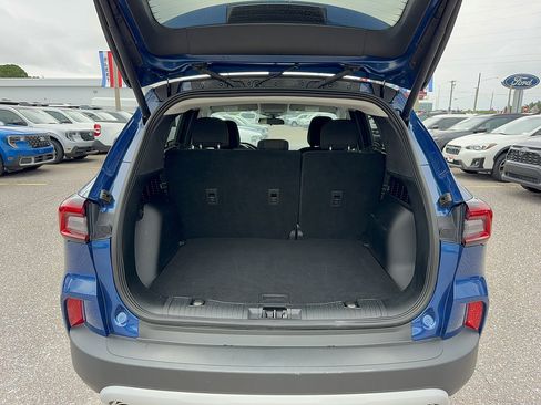 Certified 2023 Ford Escape Active AWD/4WD image 7