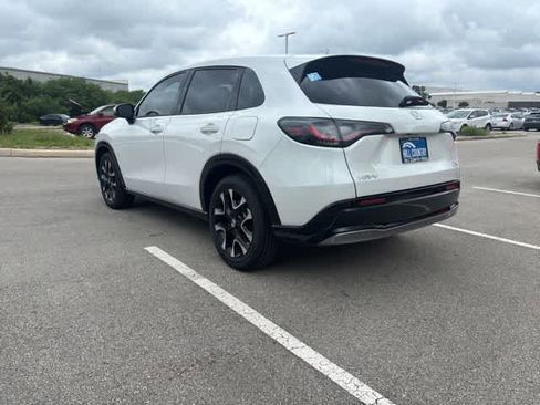 Used 2026 Honda HR-V EX-L image 3