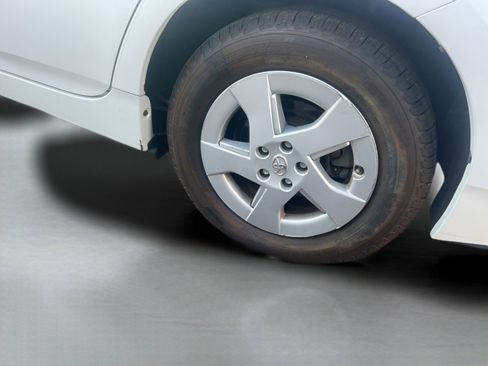 Used 2010 Toyota Prius Five FWD image 9