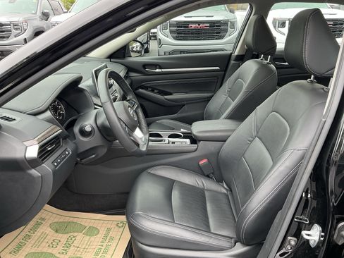 Used 2022 Nissan Altima 2.5 Platinum AWD/4WD image 15