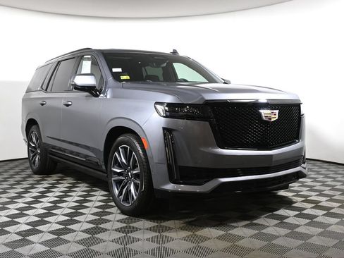 Used 2022 Cadillac Escalade Sport w/ Touring Package AWD/4WD image 9