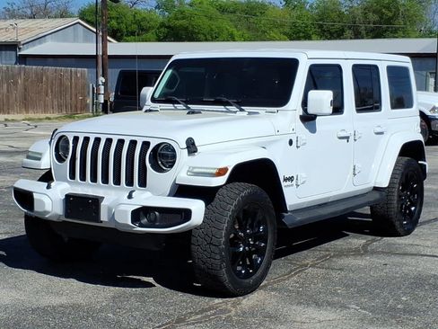 Used 2021 Jeep Wrangler Unlimited Sahara image 12