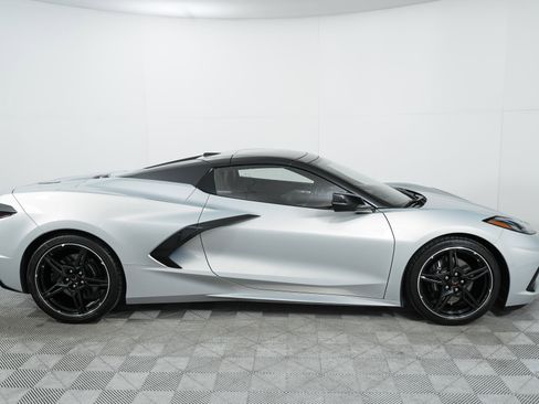 Used 2021 Chevrolet Corvette Stingray Premium Conv w/ Battery Protection Package image 71