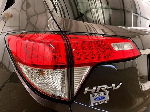 Used 2019 Honda HR-V EX image 28