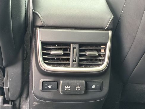 Used 2021 Subaru Outback Limited XT AWD/4WD image 26