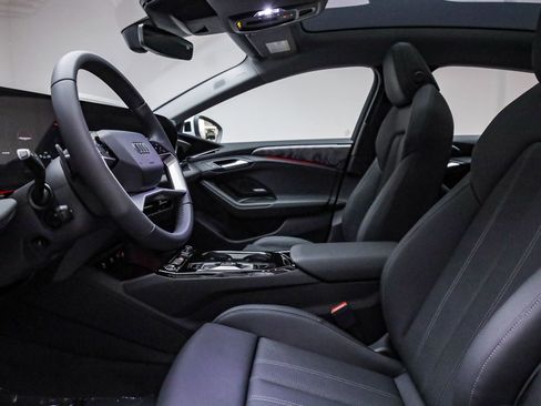 New 2025 Audi A6 e-tron Premium Plus RWD image 19