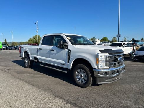 Used 2024 Ford F350 XLT AWD/4WD image 35