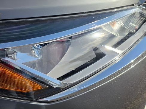 Used 2021 Nissan Kicks S FWD image 33