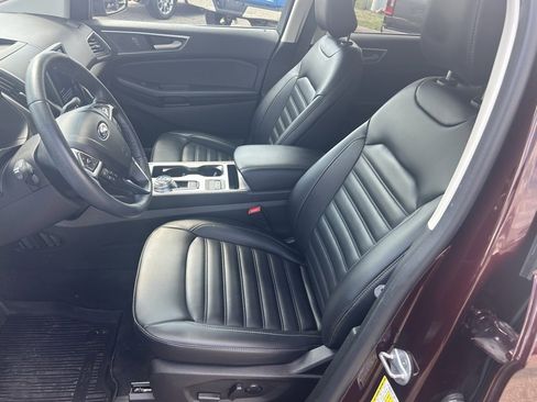 Used 2024 Ford Edge SEL w/ Convenience Package image 10